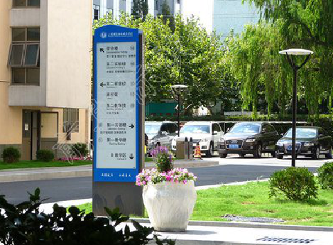 百色哪些因素影响宣传栏的制作？